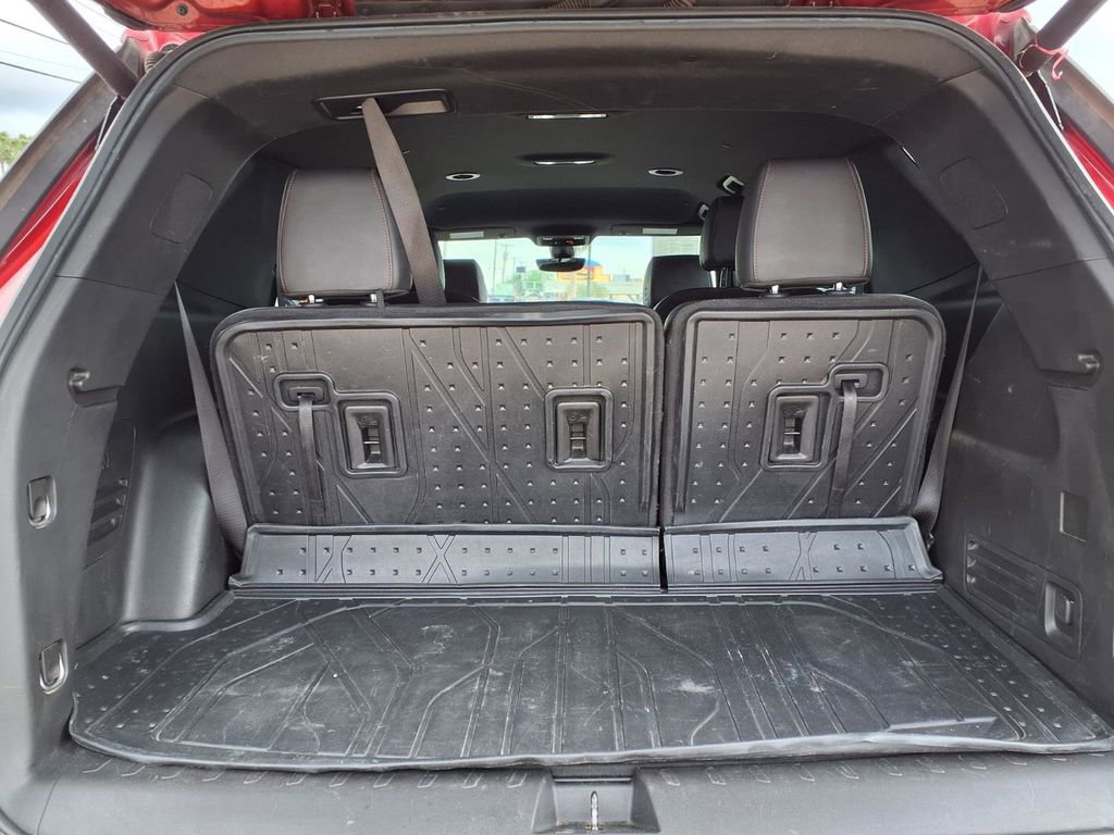 Used 2023 Chevrolet Traverse RS w/ LPO, Floor Liner Package image 10