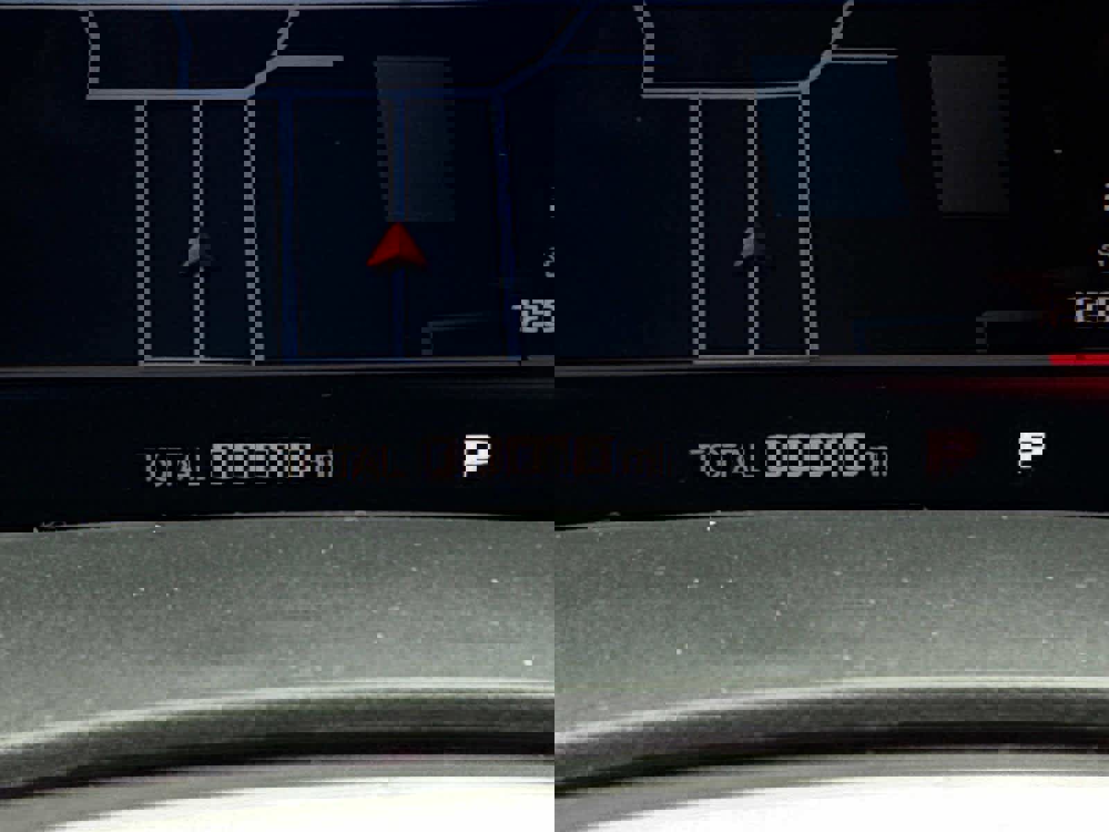 New 2026 BMW X6 M Competition w/ Executive Package image 25