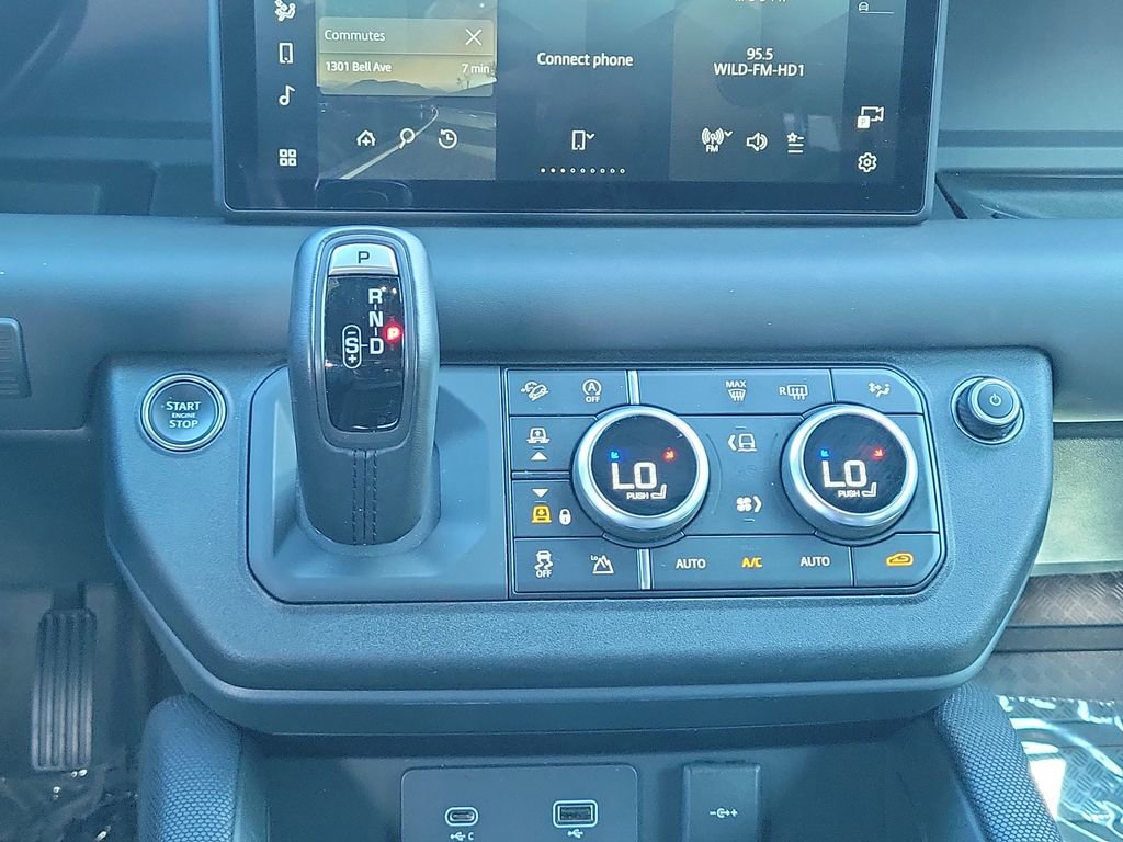 Used 2023 Land Rover Defender 110 X-Dynamic SE AWD/4WD image 19