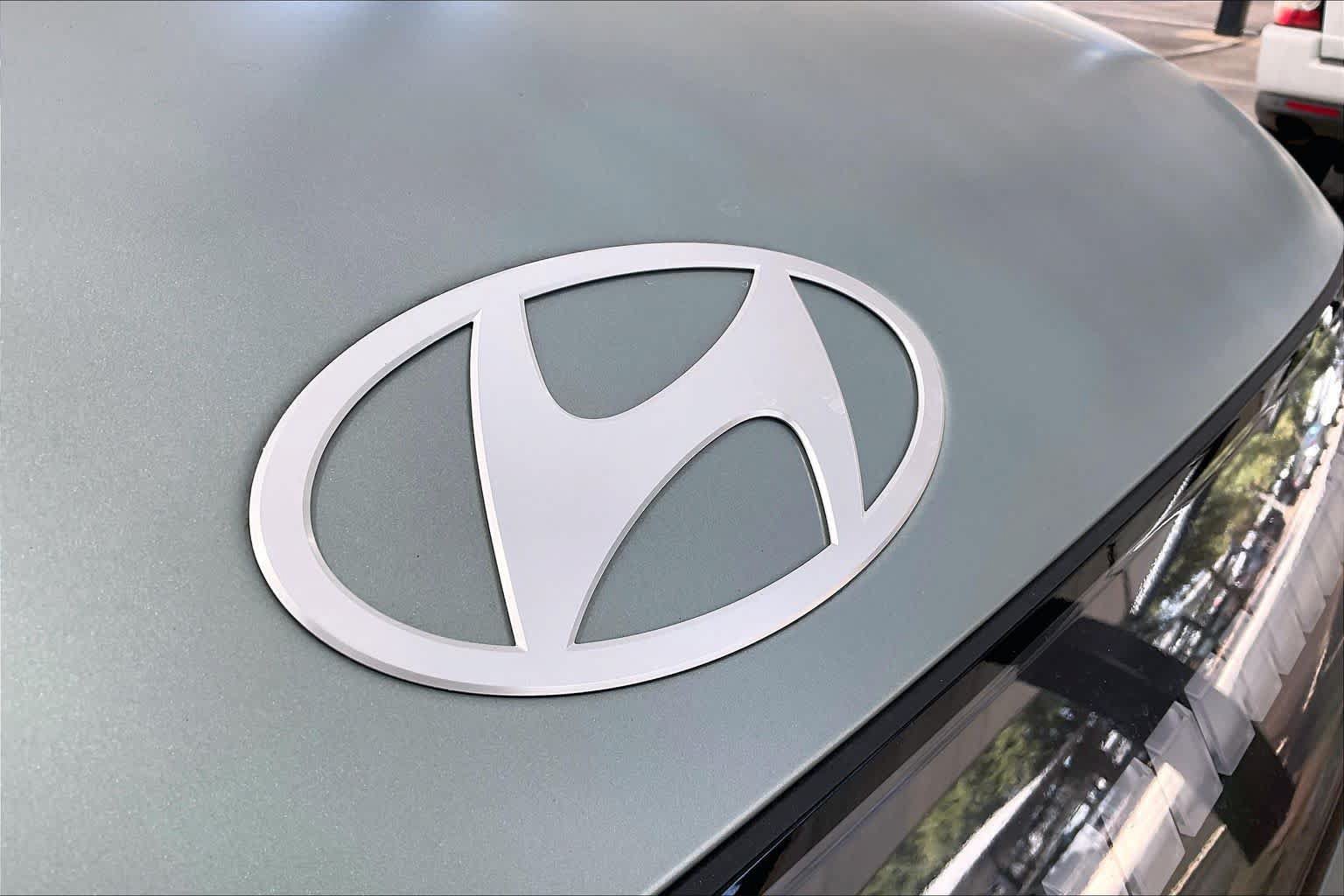 Certified 2026 Hyundai Ioniq 9 Calligraphy AWD/4WD image 30