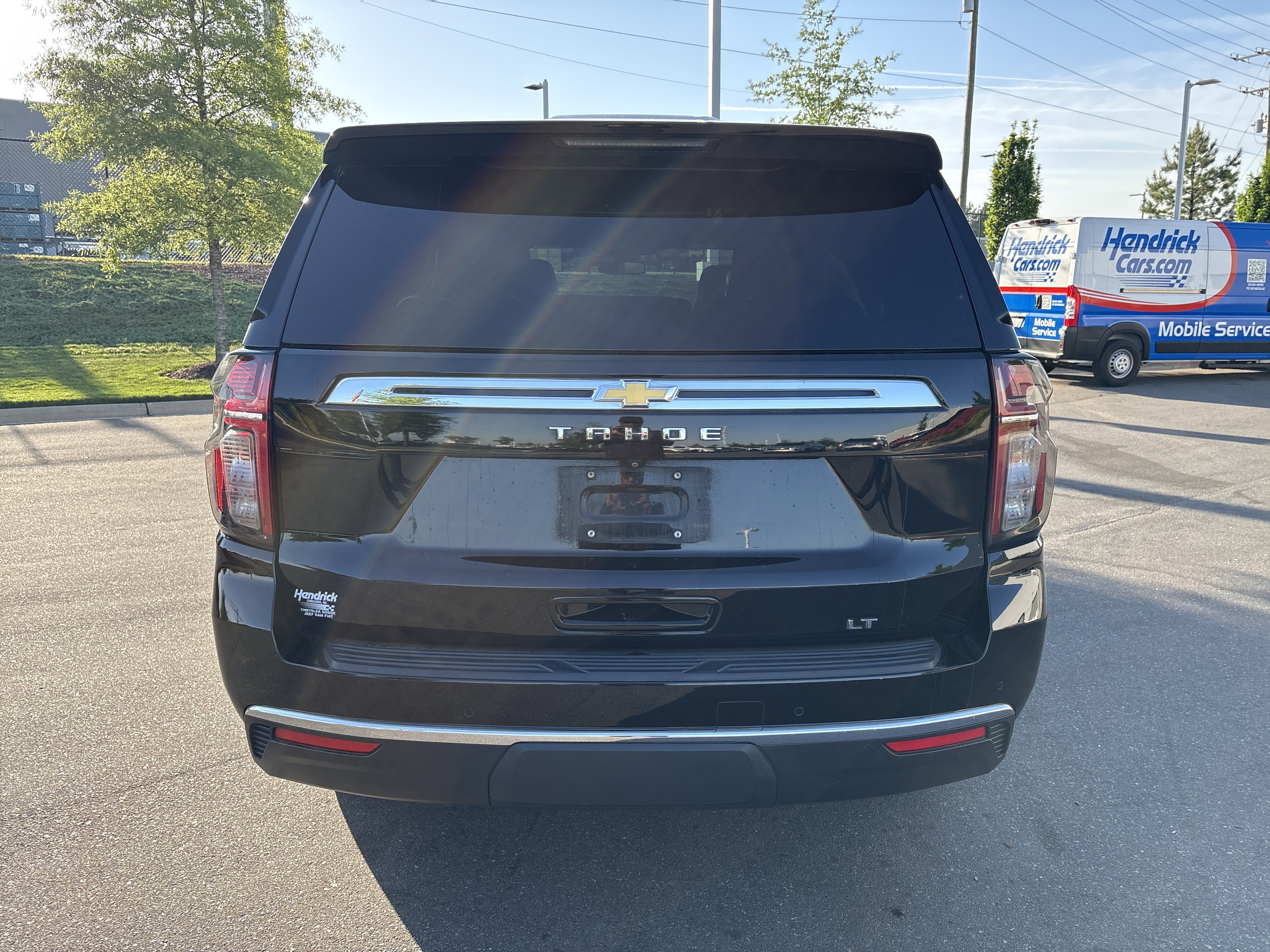Used 2022 Chevrolet Tahoe LT w/ Luxury Package image 8