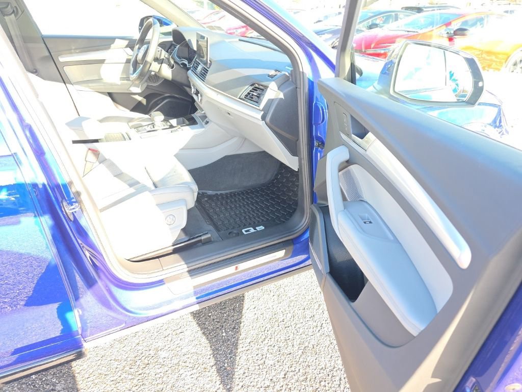 Used 2022 Audi Q5 2.0T Prestige image 9