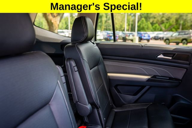 Used 2021 Volkswagen Atlas SE w/ Towing Package image 10