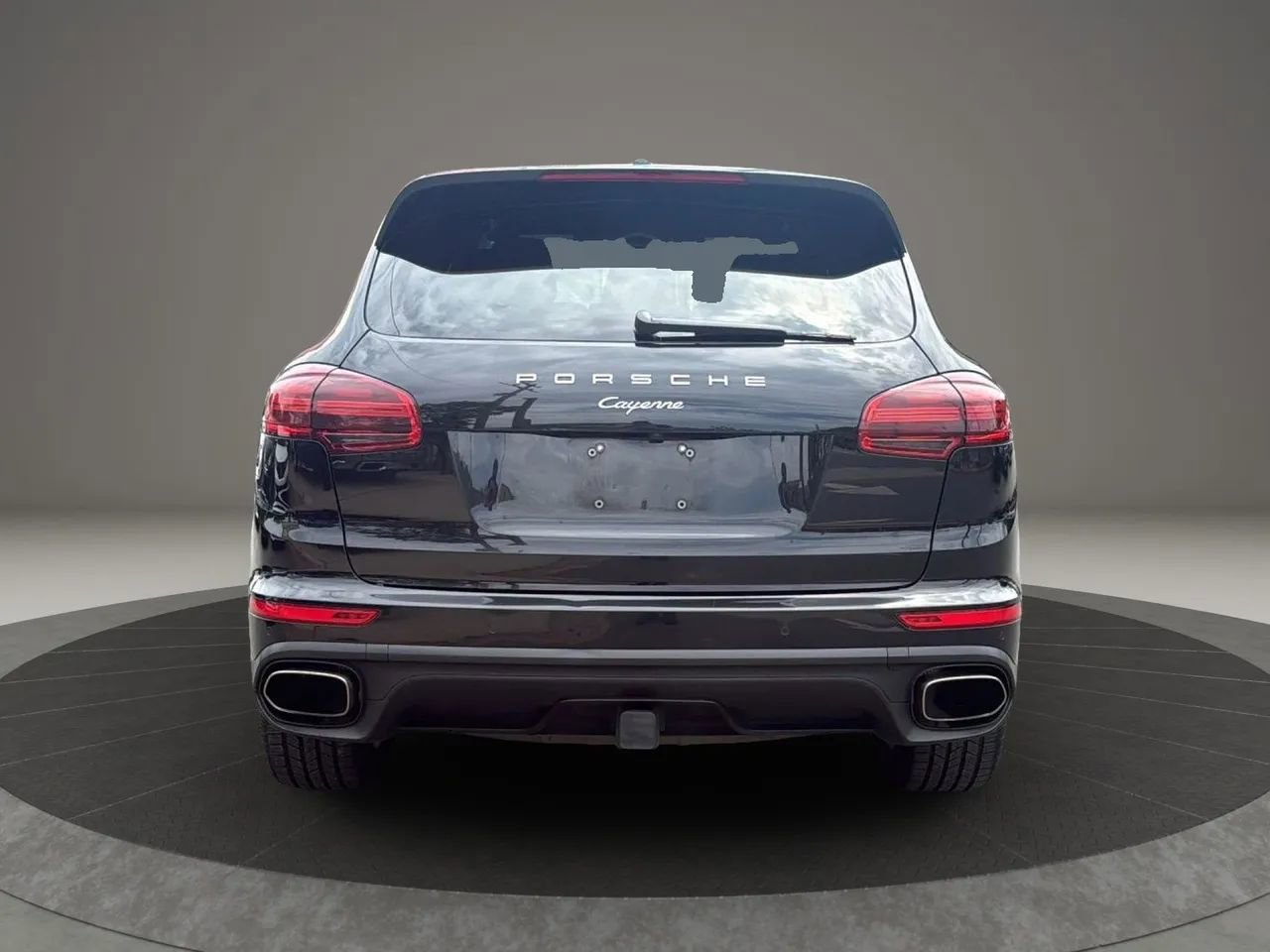 Used 2017 Porsche Cayenne w/ Premium Package image 5