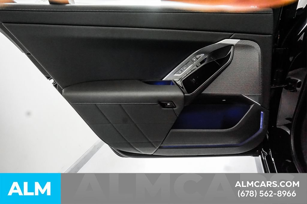 Used 2026 BMW 740i w/ Premium Package RWD image 57