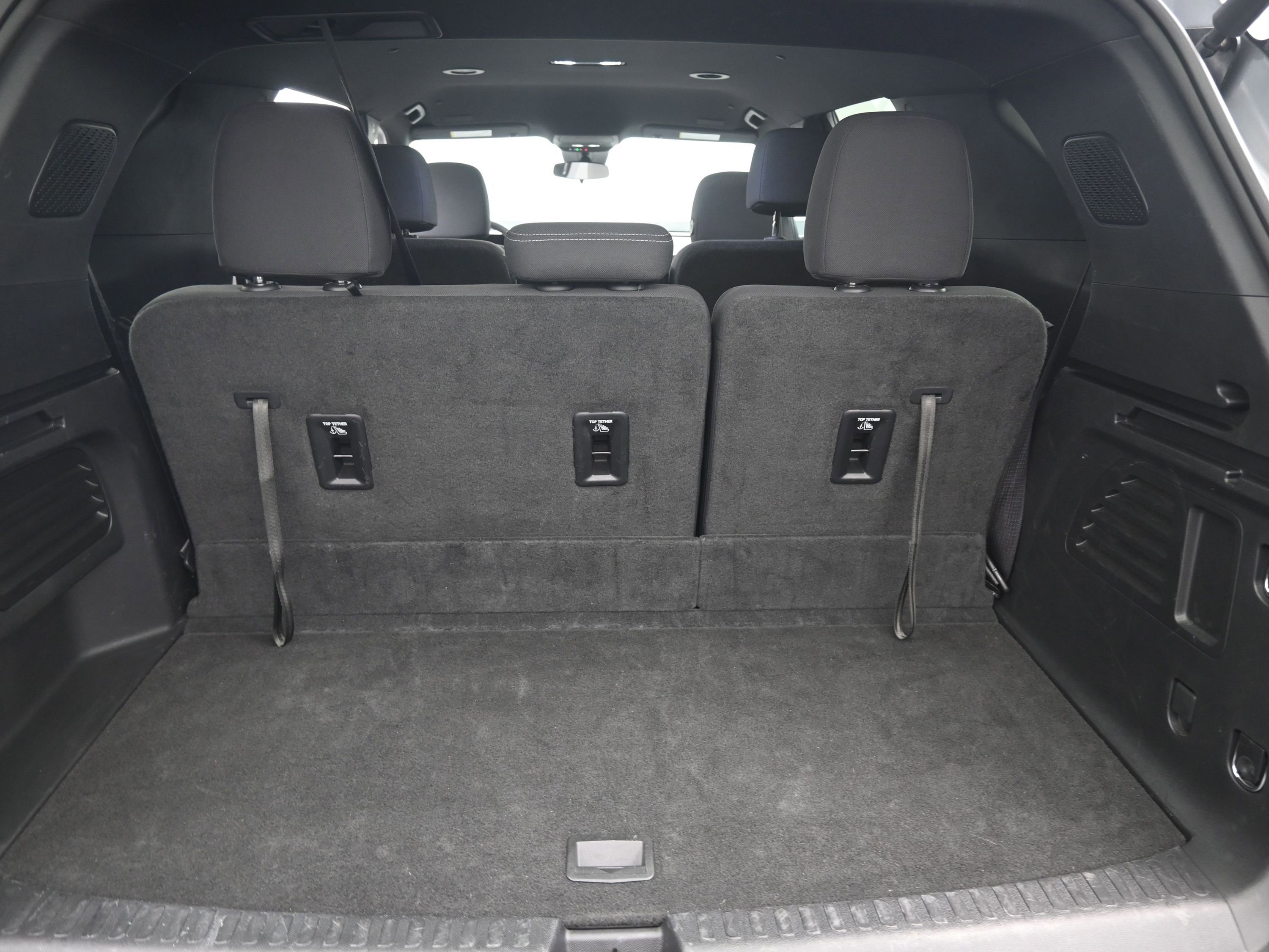 Used 2025 Chevrolet Traverse LT image 18