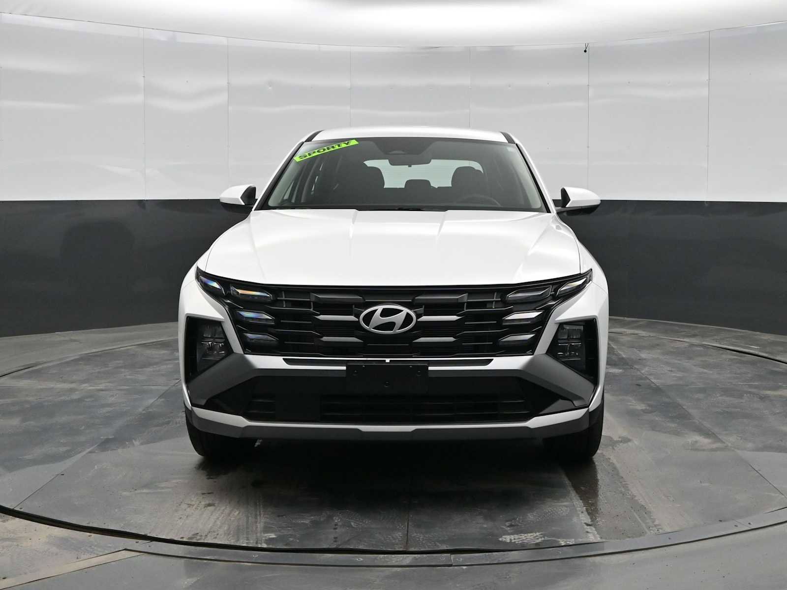 New 2026 Hyundai Tucson SE image 3