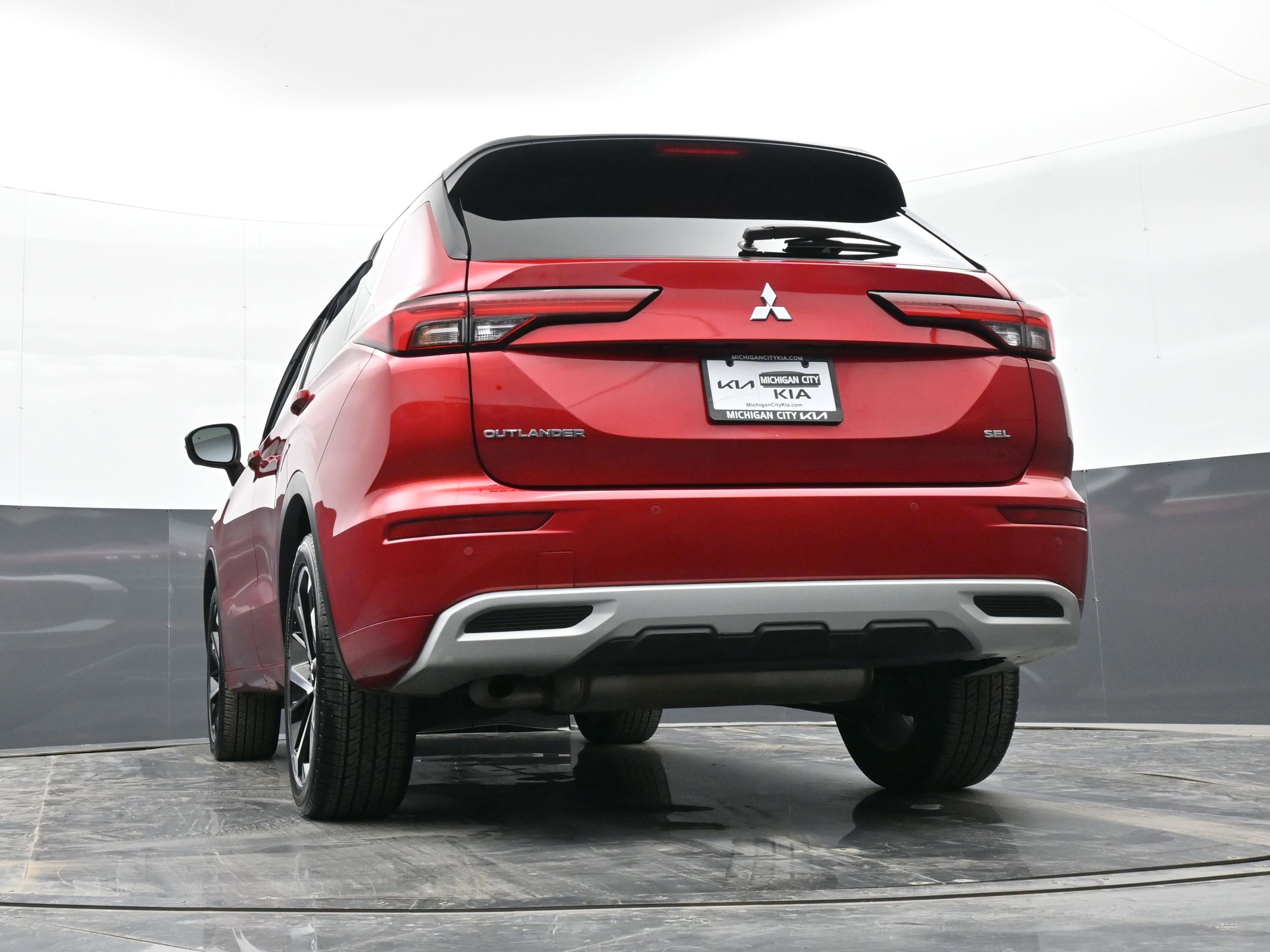 Used 2024 Mitsubishi Outlander SEL image 43