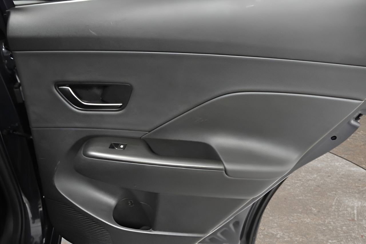 Used 2025 Hyundai Kona N Line S FWD image 15