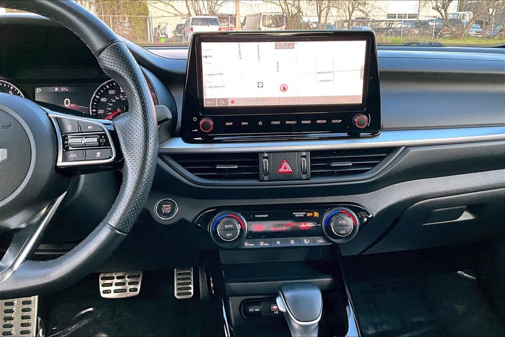 Used 2024 Kia Forte GT-Line image 8