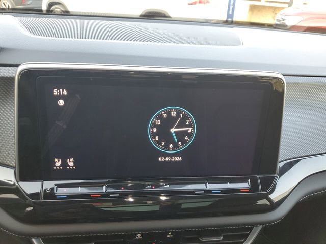 Certified 2026 Volkswagen Atlas Cross Sport SEL R-Line image 21