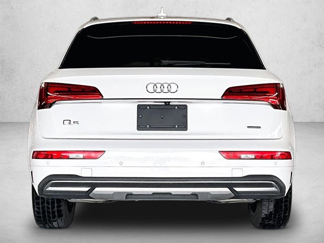 Used 2021 Audi Q5 2.0T Premium w/ Convenience Package AWD/4WD image 4