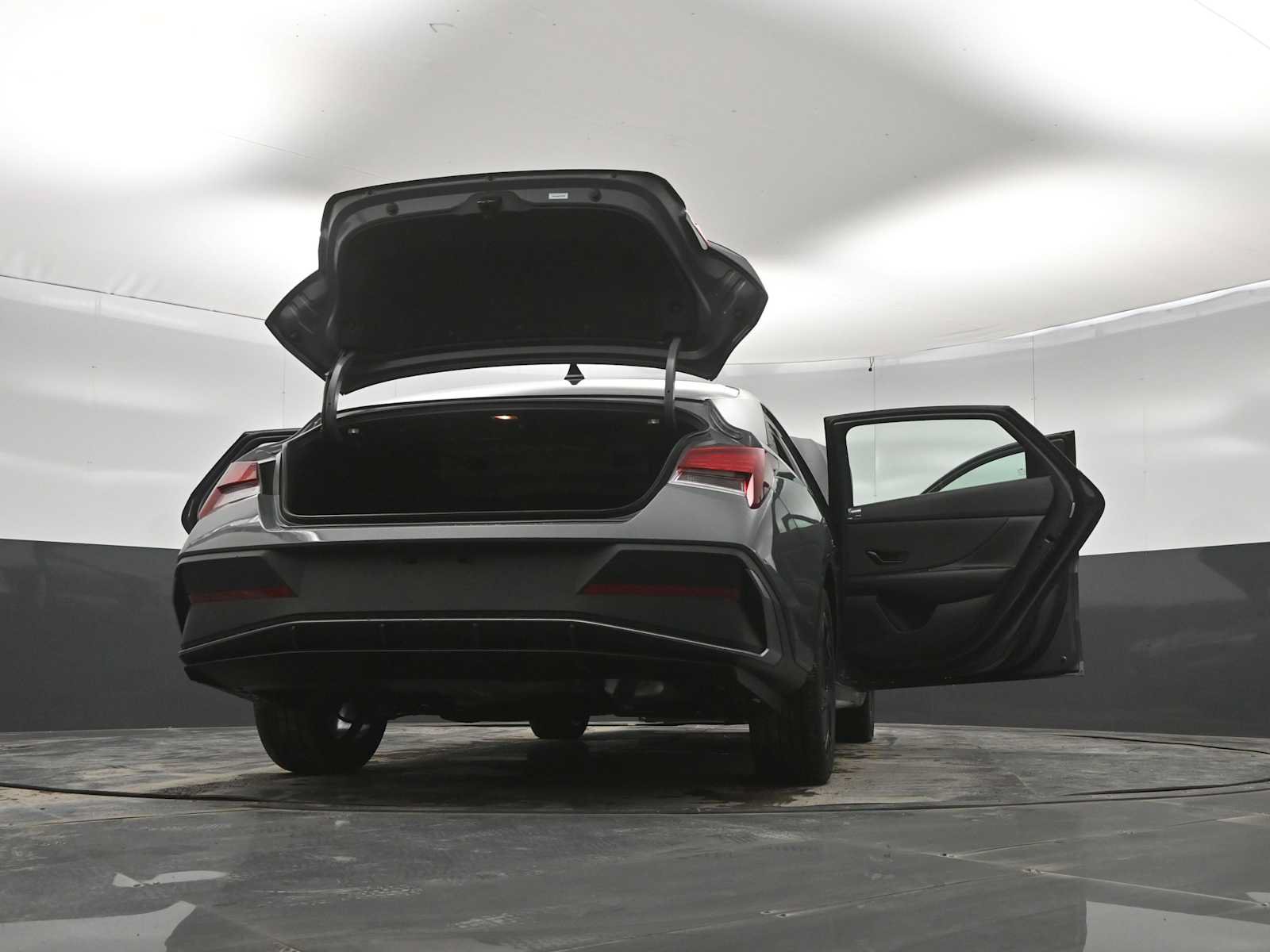 New 2026 Hyundai Elantra SEL Sport FWD image 45
