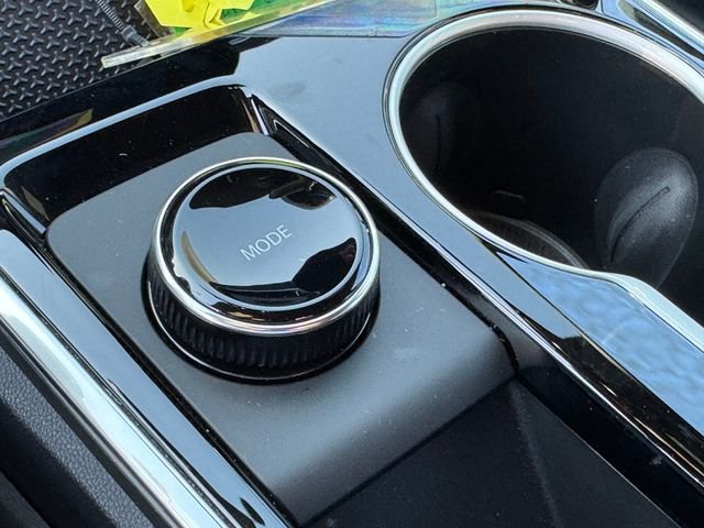 Used 2026 Chevrolet Equinox LT image 22