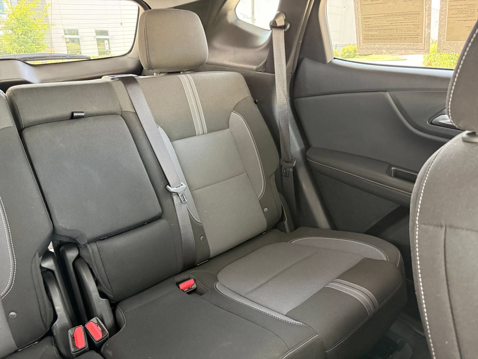 Used 2025 Chevrolet Blazer LT FWD image 37