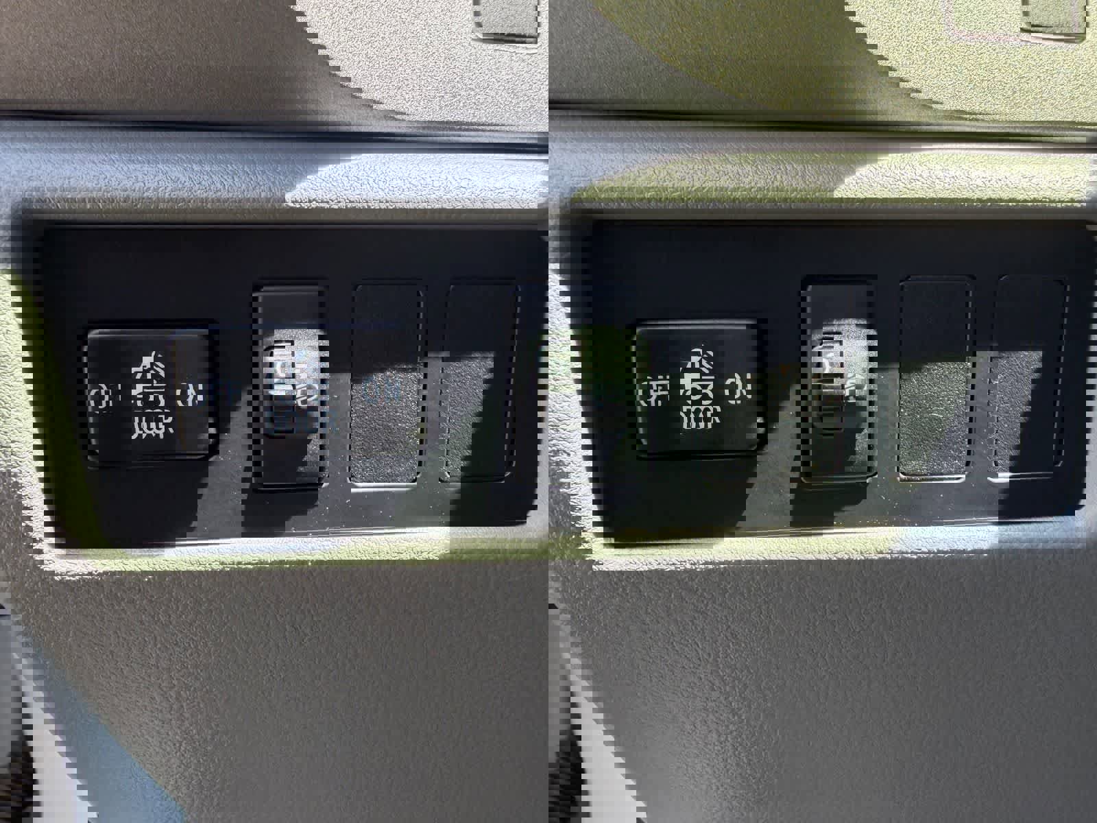 Used 2013 Toyota Tundra 2WD Double Cab w/ Tow Pkg image 17