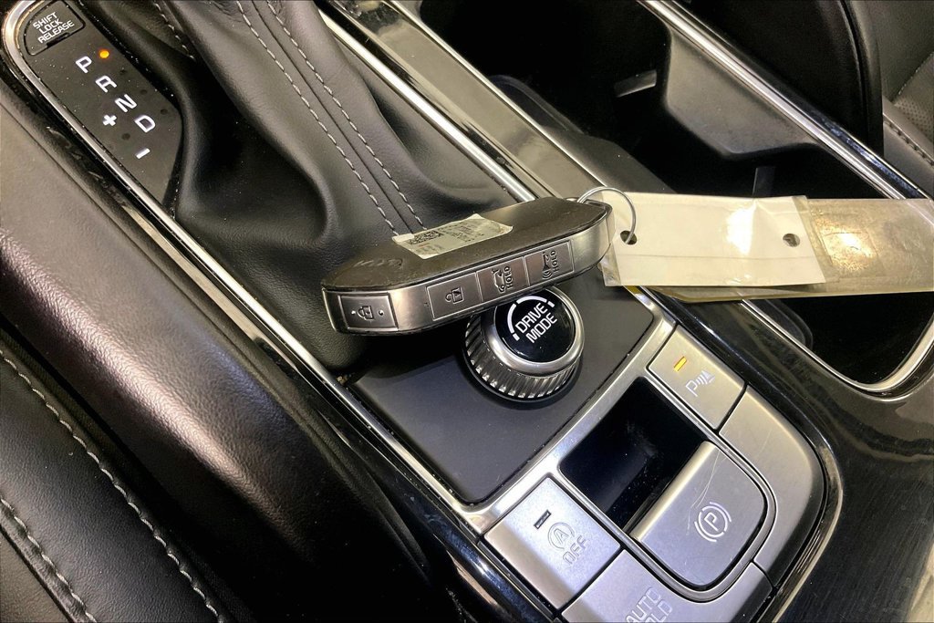 Used 2025 Kia Telluride S FWD image 12