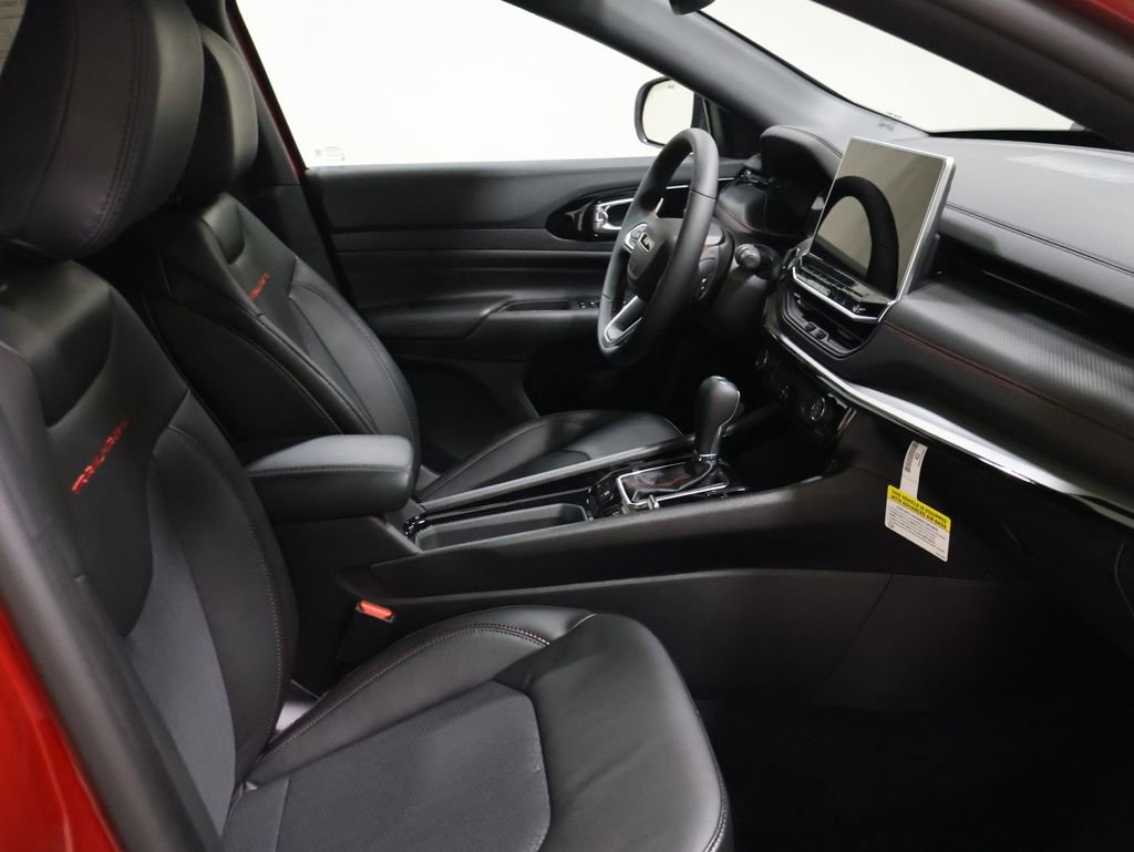 New 2026 Jeep Compass Trailhawk image 17