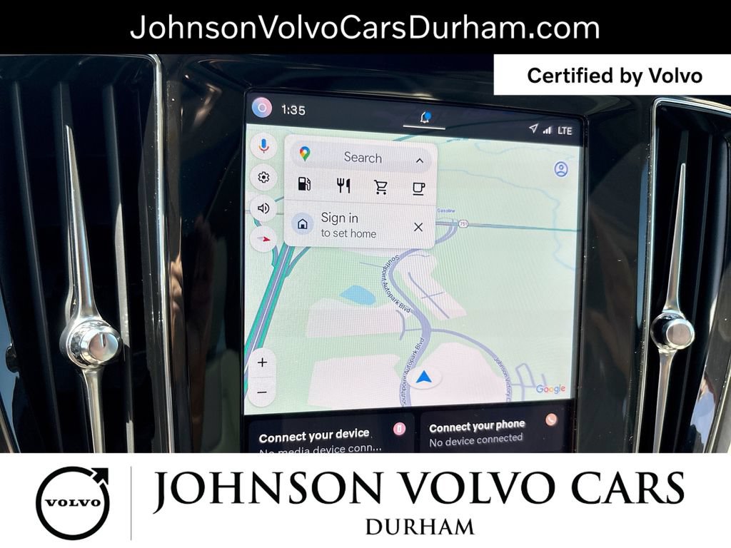 Certified 2025 Volvo V60 B5 Cross Country Plus AWD/4WD image 21