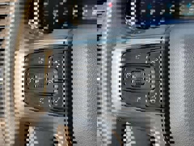 Used 2023 Chevrolet Silverado 1500 LT AWD/4WD image 20