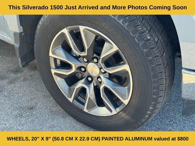Used 2024 Chevrolet Silverado 1500 LT AWD/4WD image 3