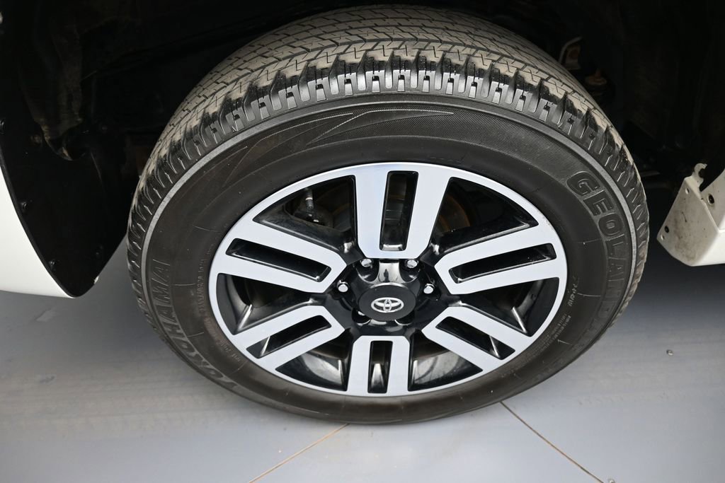 Certified 2023 Toyota 4Runner Limited AWD/4WD image 12