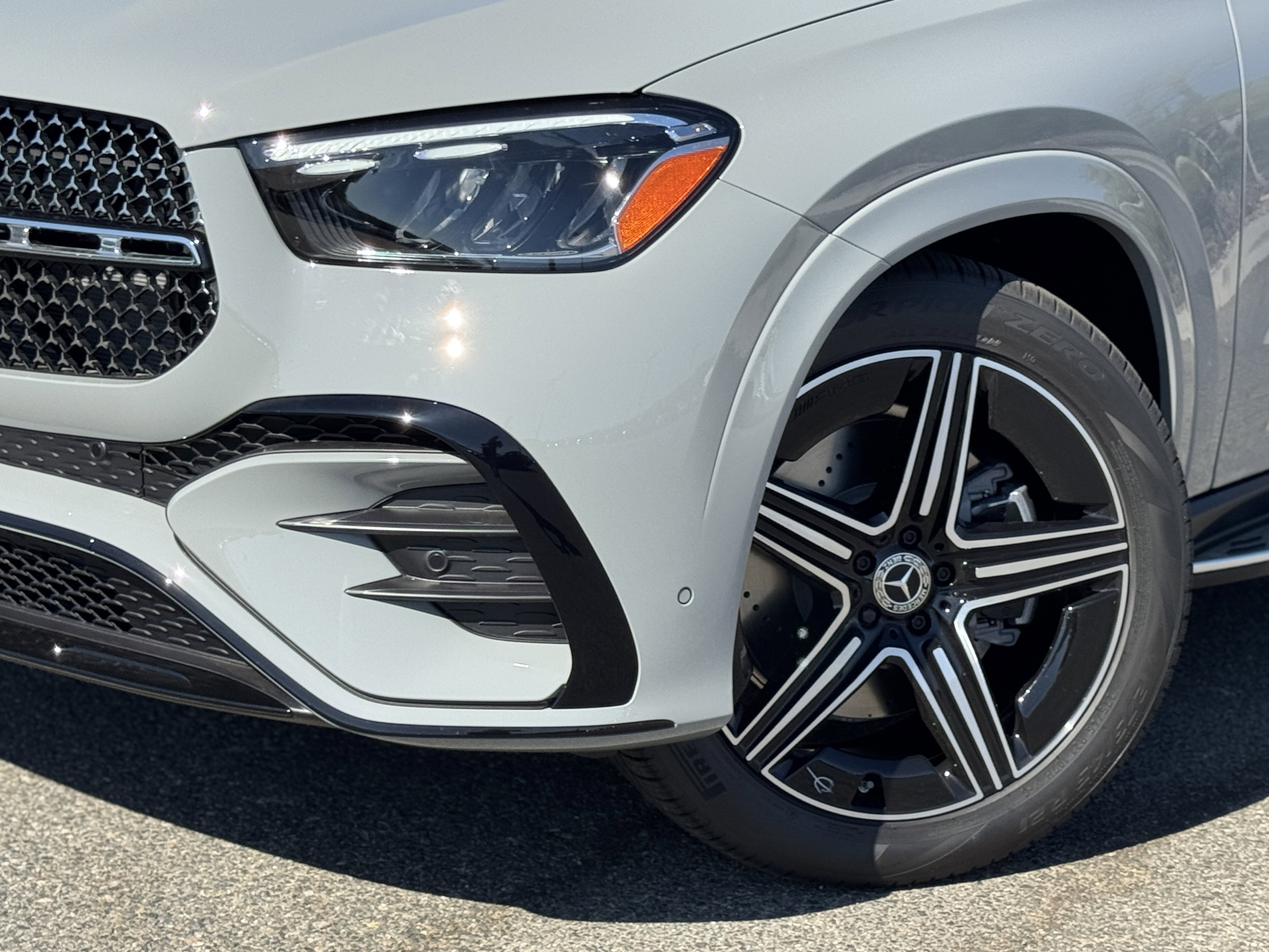 New 2026 Mercedes-Benz GLE 450 4MATIC Coupe image 4