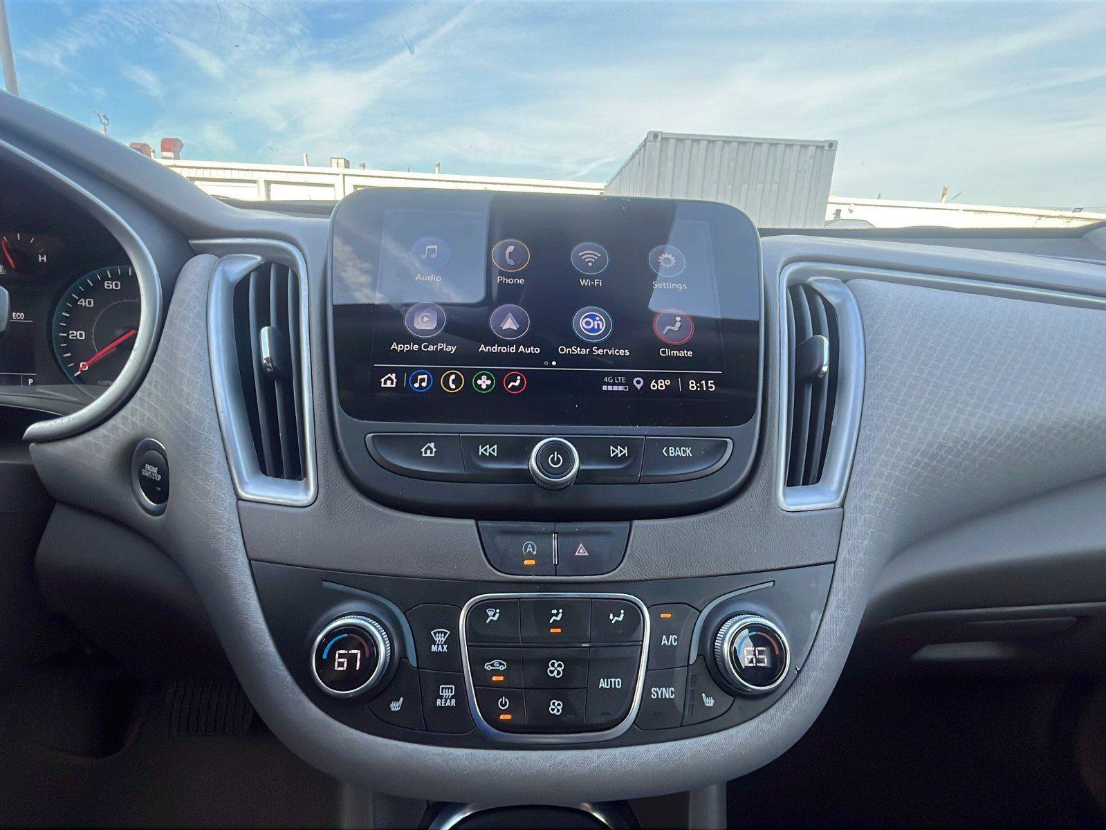 Used 2025 Chevrolet Malibu LT image 14