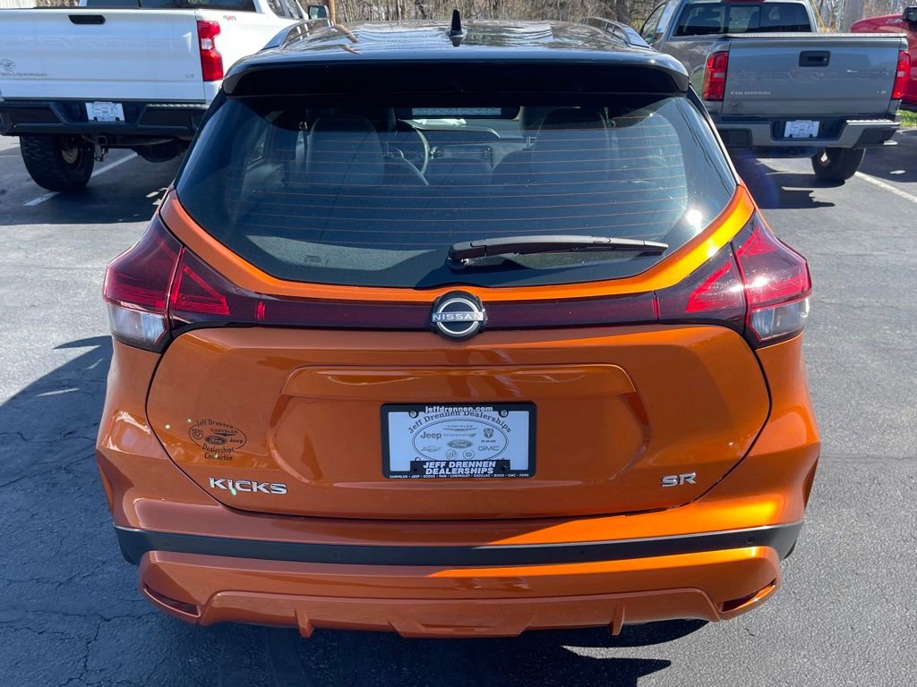 Used 2023 Nissan Kicks SR w/ SR Premium Package image 6