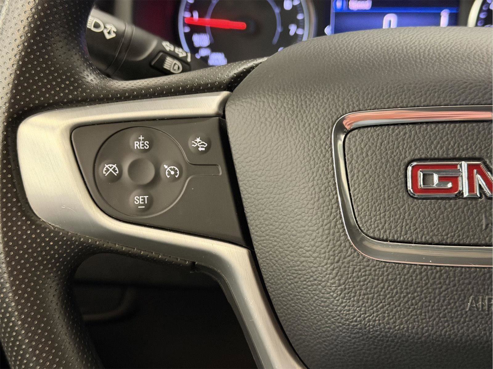 Certified 2023 GMC Terrain SLE w/ Driver Convenience Package image 15