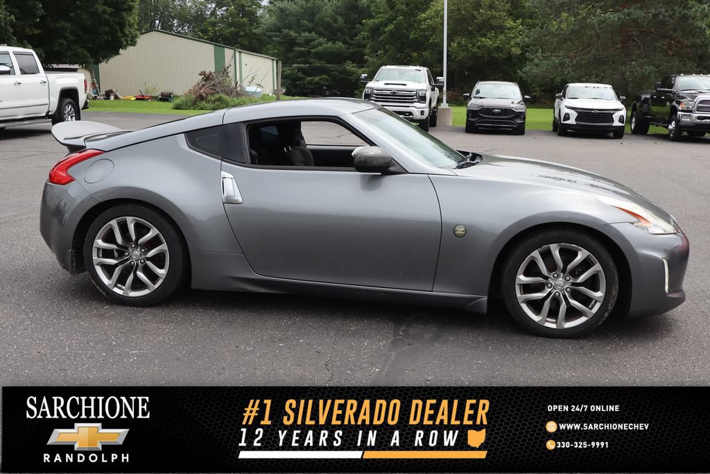 Used 2016 Nissan 370Z Coupe RWD video 1