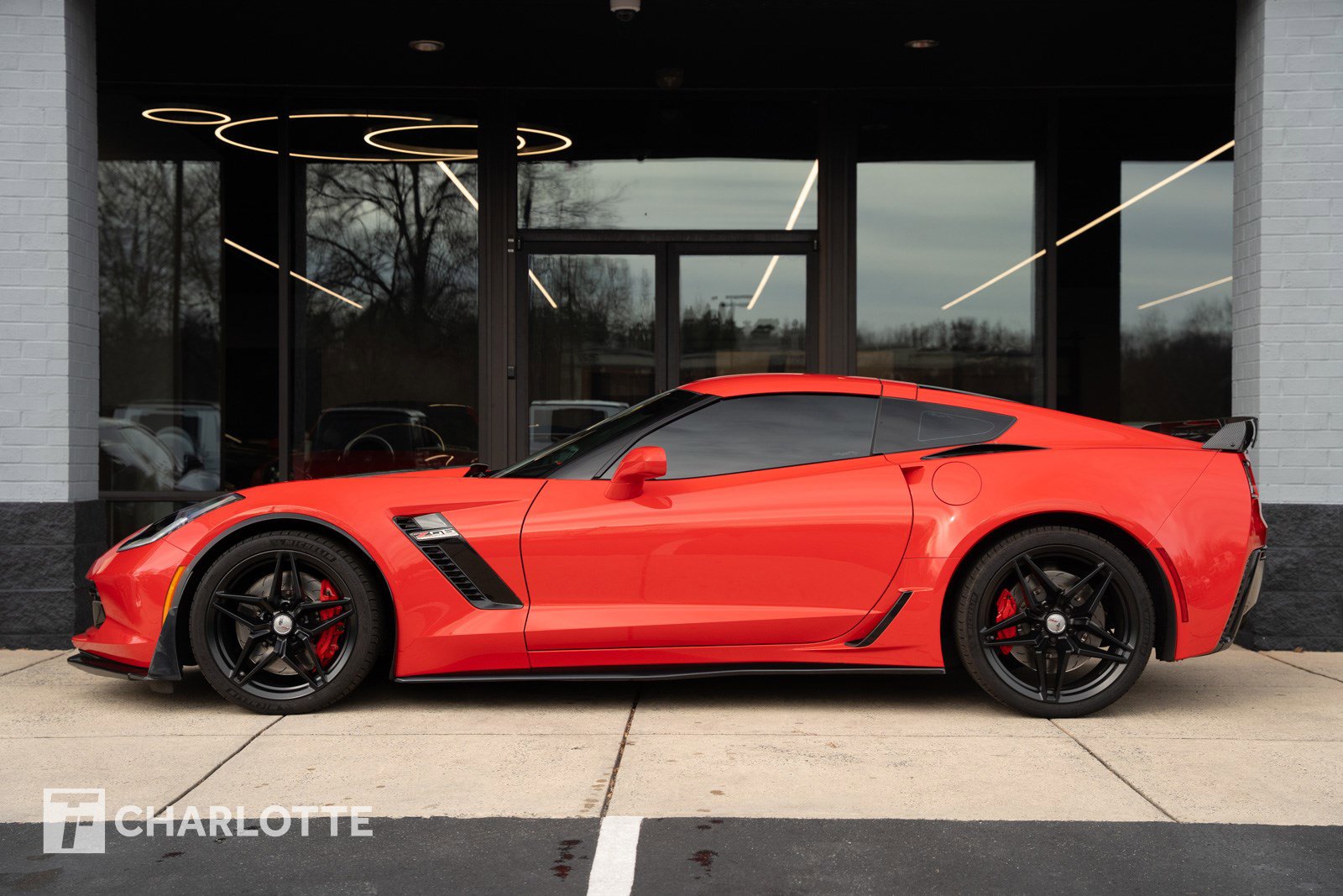 Used 2016 Chevrolet Corvette Z06 w/ 3LZ Preferred Equipment Group image 10
