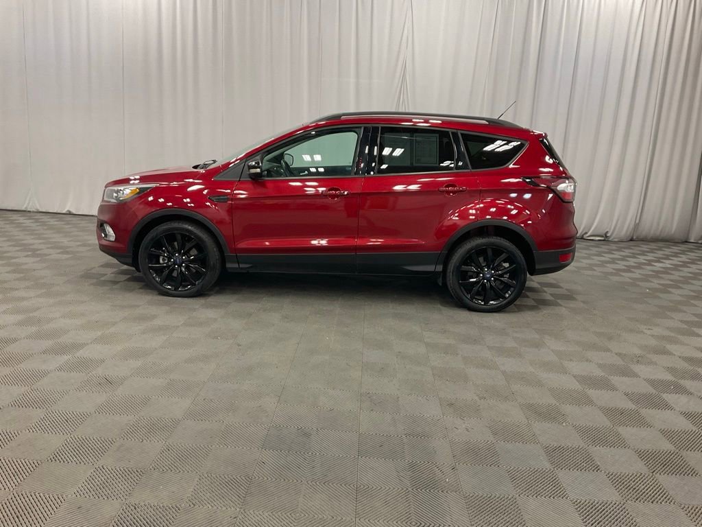 Used 2017 Ford Escape Titanium image 8