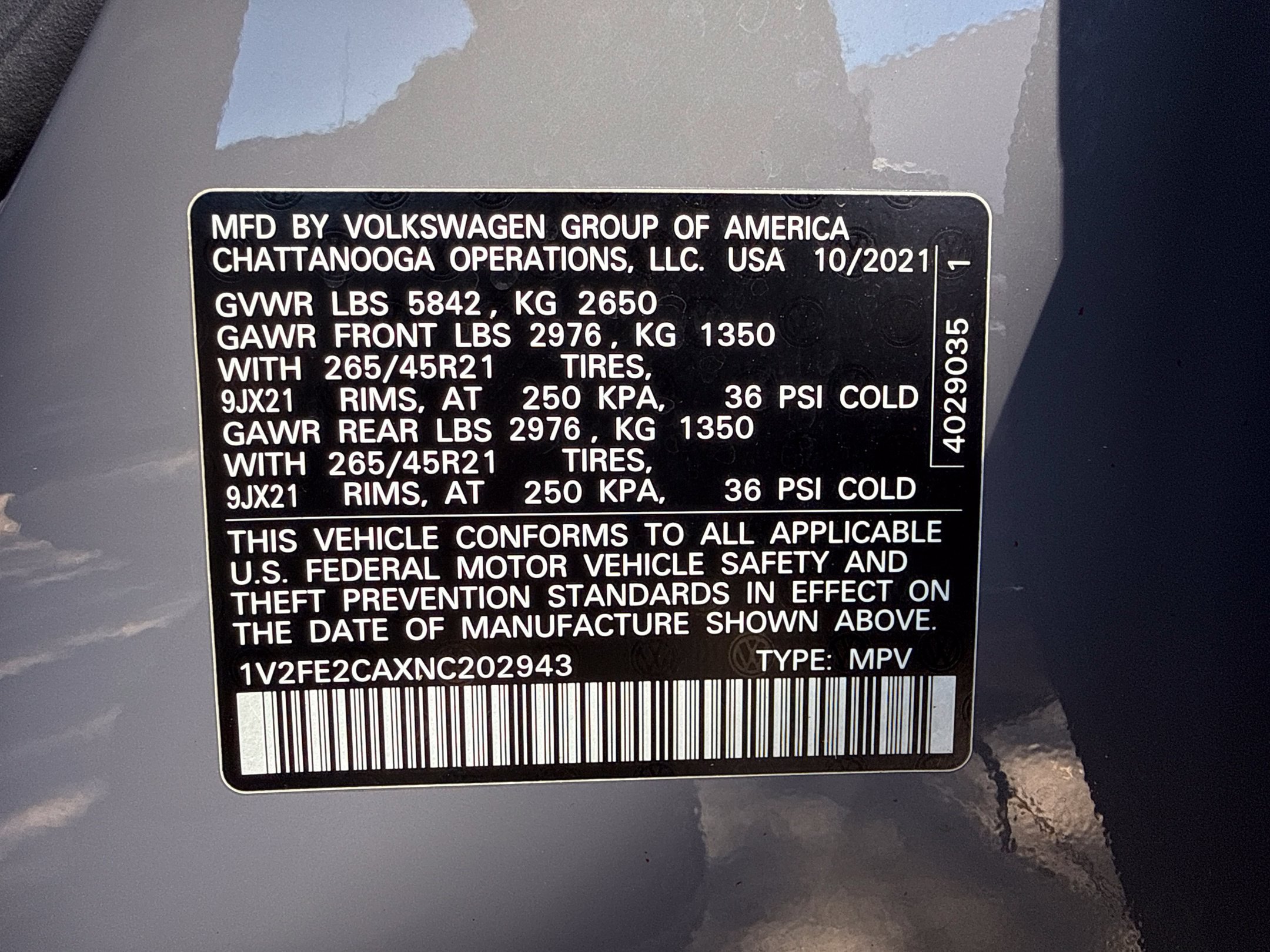 Used 2022 Volkswagen Atlas Cross Sport SEL Premium R-Line AWD/4WD image 11