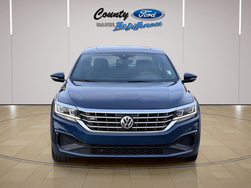 Used 2022 Volkswagen Passat 2.0T R-Line image 12