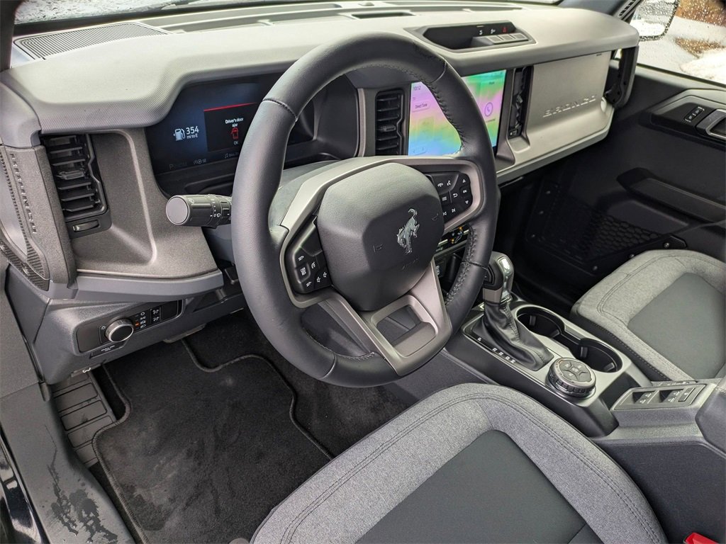 Used 2025 Ford Bronco Big Bend image 13