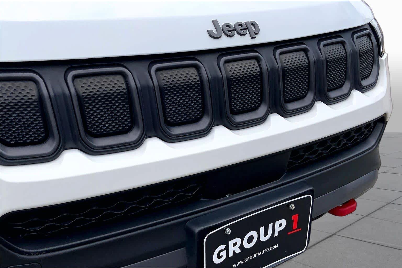 Used 2022 Jeep Compass Trailhawk AWD/4WD image 30