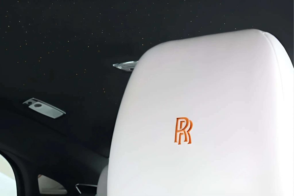 Used 2021 Rolls-Royce Wraith RWD image 7