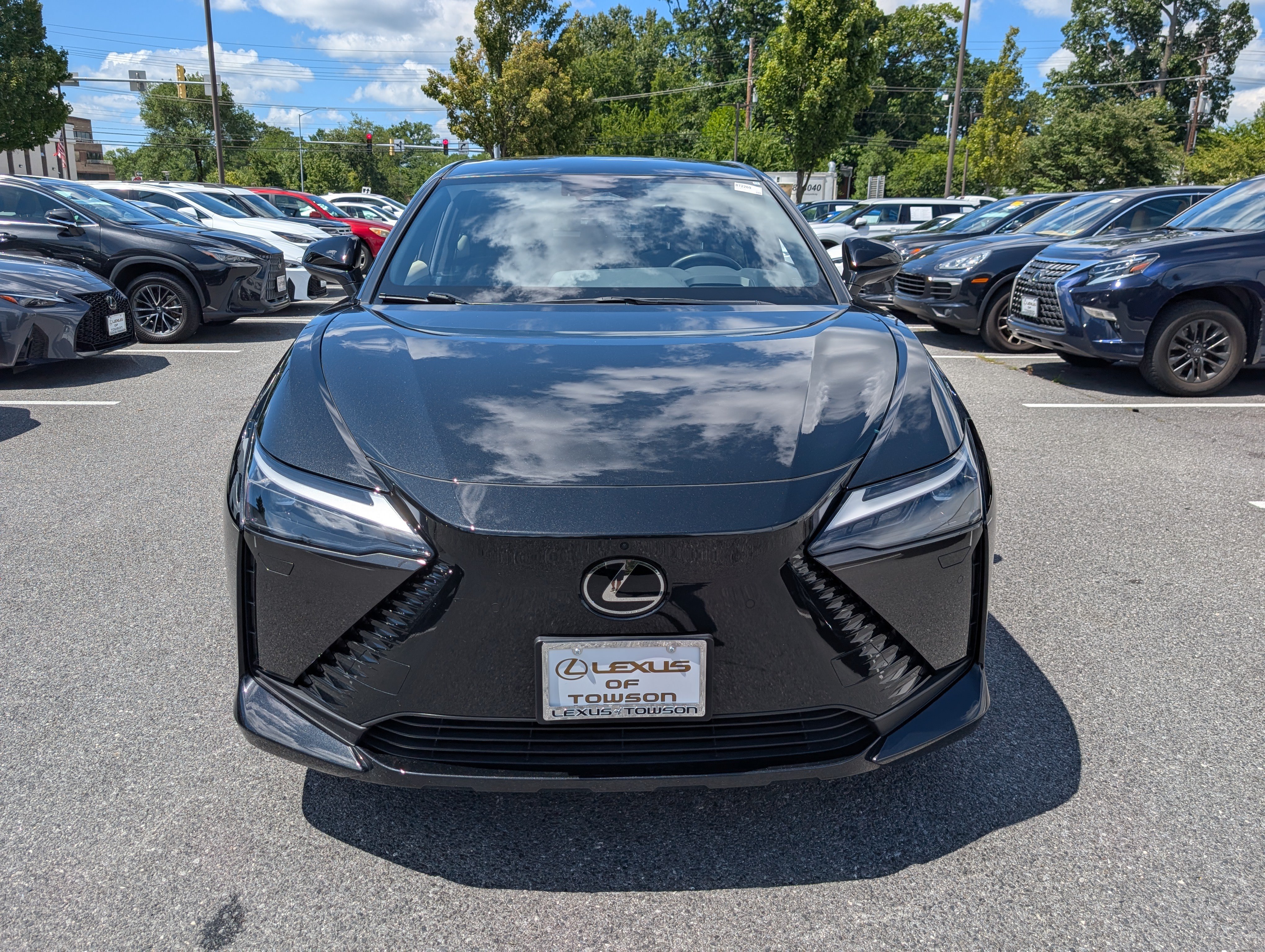 Certified 2023 Lexus RZ 450e Premium w/ Accessory Package (2T) AWD/4WD image 8