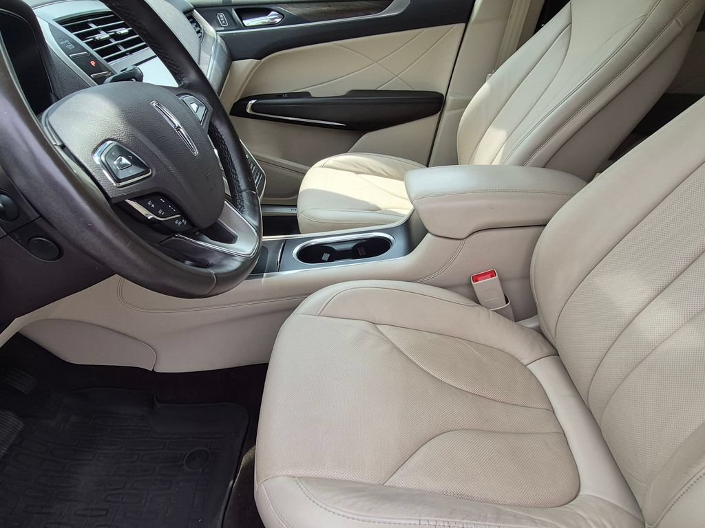 Used 2019 Lincoln MKC Reserve AWD/4WD image 12