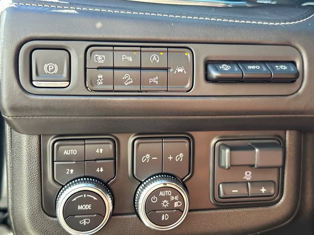 Certified 2024 GMC Yukon Denali Ultimate AWD/4WD image 30