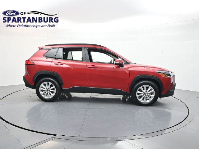 Used 2023 Toyota Corolla Cross LE FWD image 8