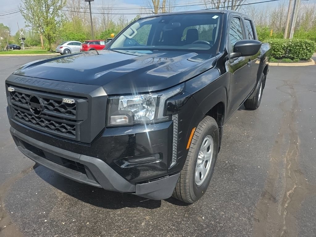 Used 2022 Nissan Frontier S w/ Technology Package RWD image 3
