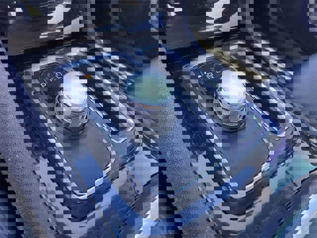 Used 2023 Chrysler 300 Touring w/ Sport Appearance Package image 19