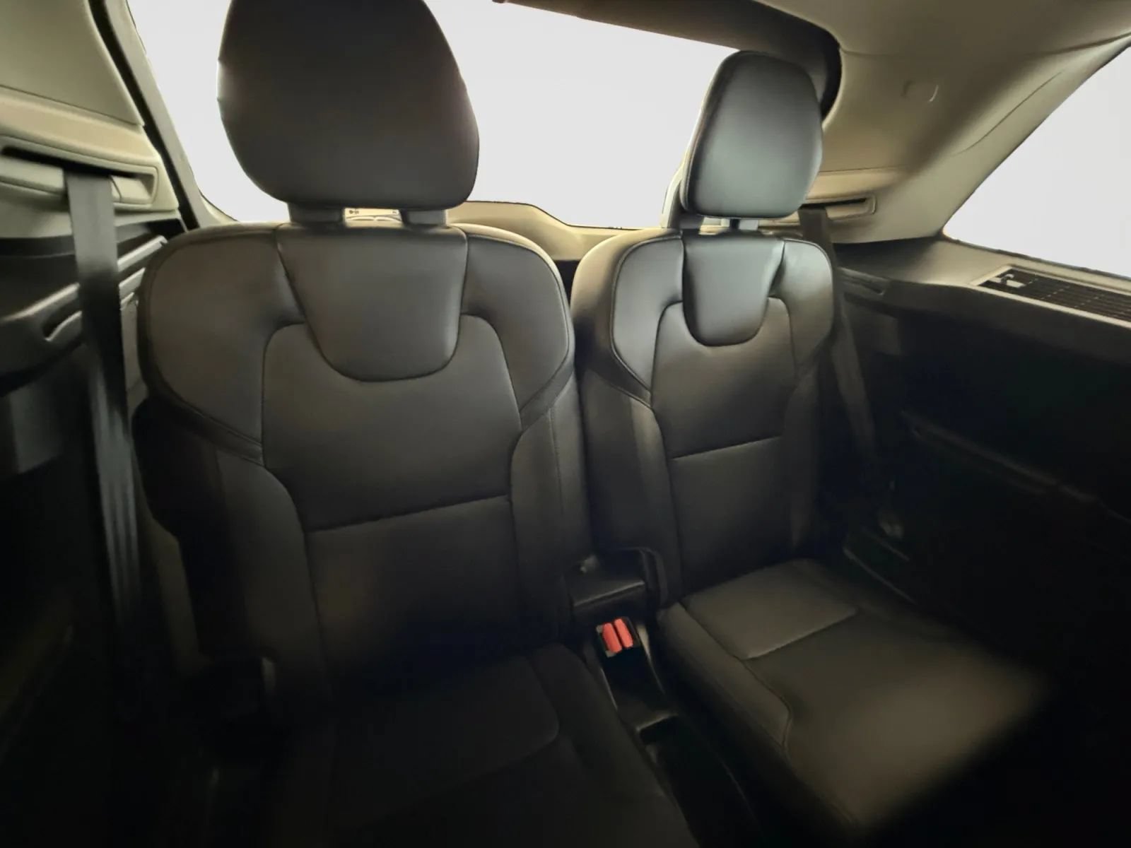 Used 2022 Volvo XC90 T5 Momentum w/ Climate Package AWD/4WD image 20