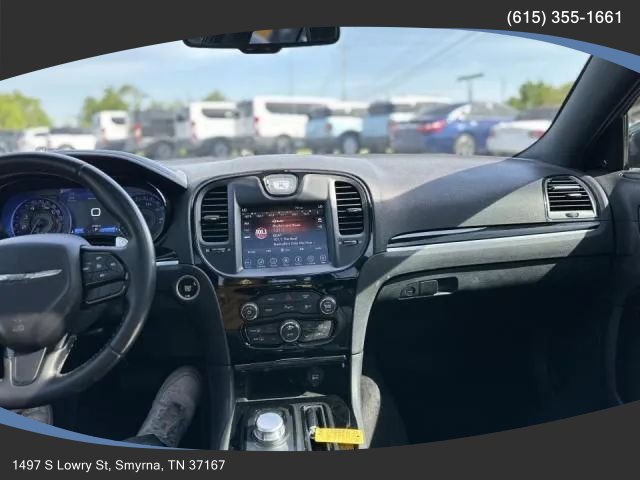 Used 2018 Chrysler 300 S w/ 300S Premium Group AWD/4WD image 18