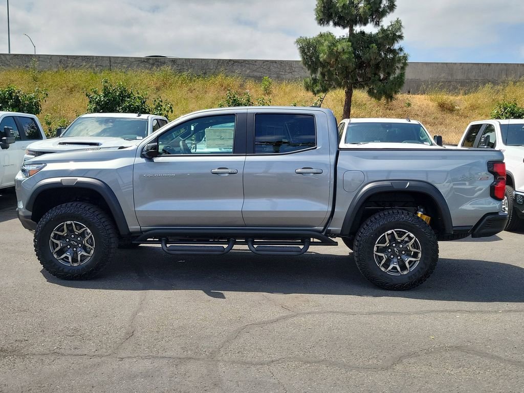New 2026 Chevrolet Colorado ZR2 w/ Technology Package AWD/4WD image 29