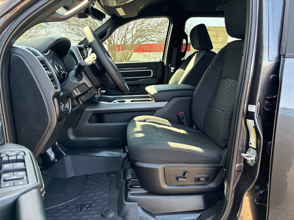 New 2026 RAM 2500 Big Horn AWD/4WD image 10