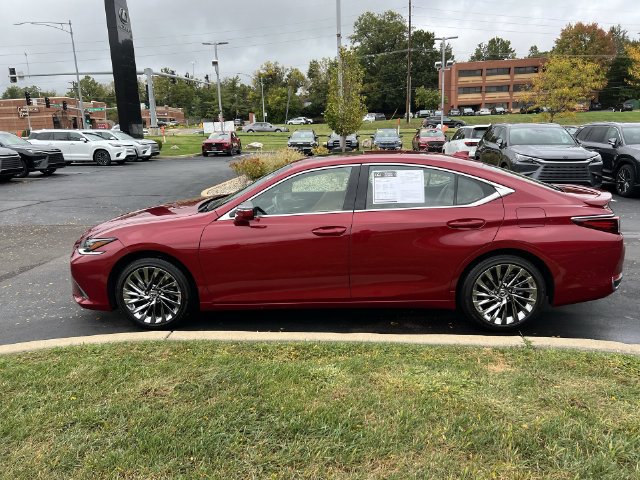 Certified 2025 Lexus ES 300h w/ Luxury Package FWD image 6