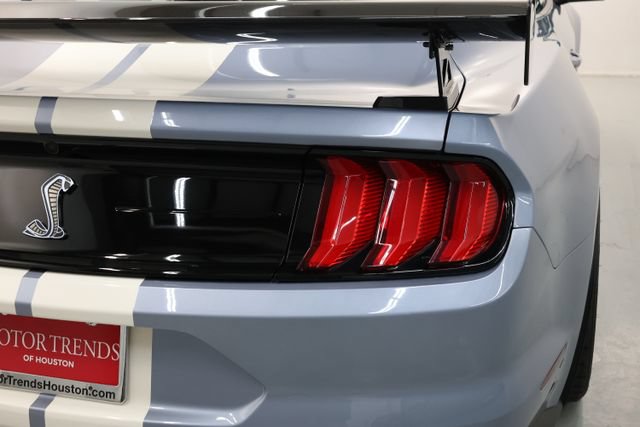 Used 2022 Ford Mustang Shelby GT500 w/ Carbon Fiber Track Pack RWD image 73